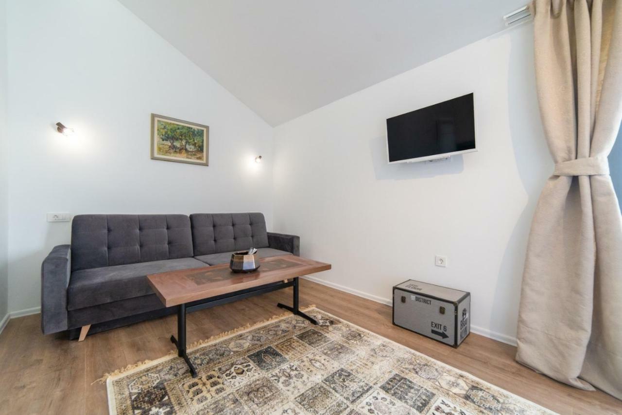 Apartmani D & J Орашац Экстерьер фото